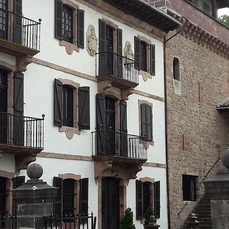 Hostal Palacio Jaureguia Ирурита Экстерьер фото