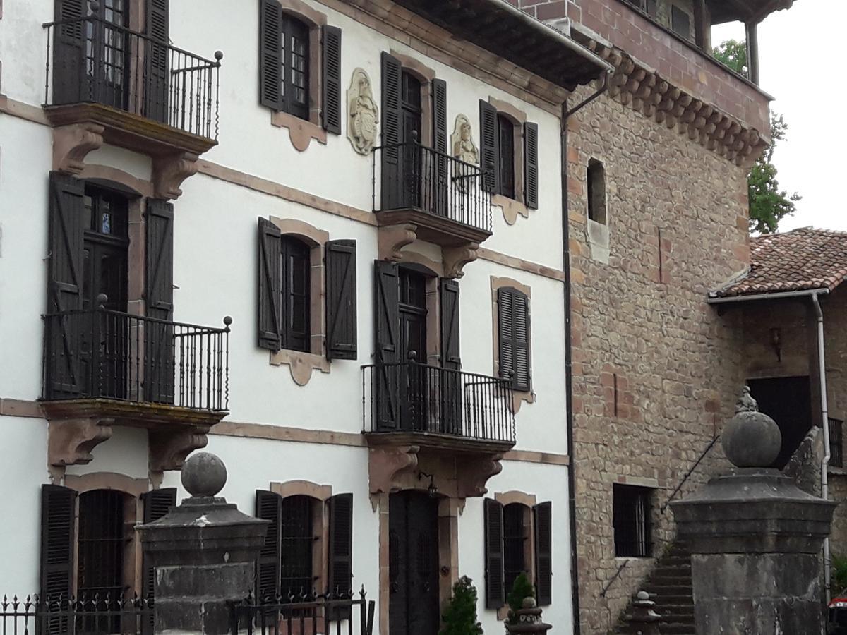 Hostal Palacio Jaureguia Ирурита Экстерьер фото